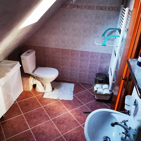 度假居 Pekny Dom S Parkovanim