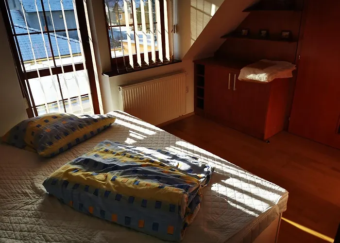 Pekny Dom S Parkovanim Przybylina