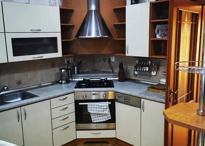 Pekny Dom S Parkovanim